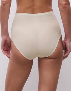 chantelle høy truse soft stretch ivory3 chantelle soft stretch høy truse hvit
