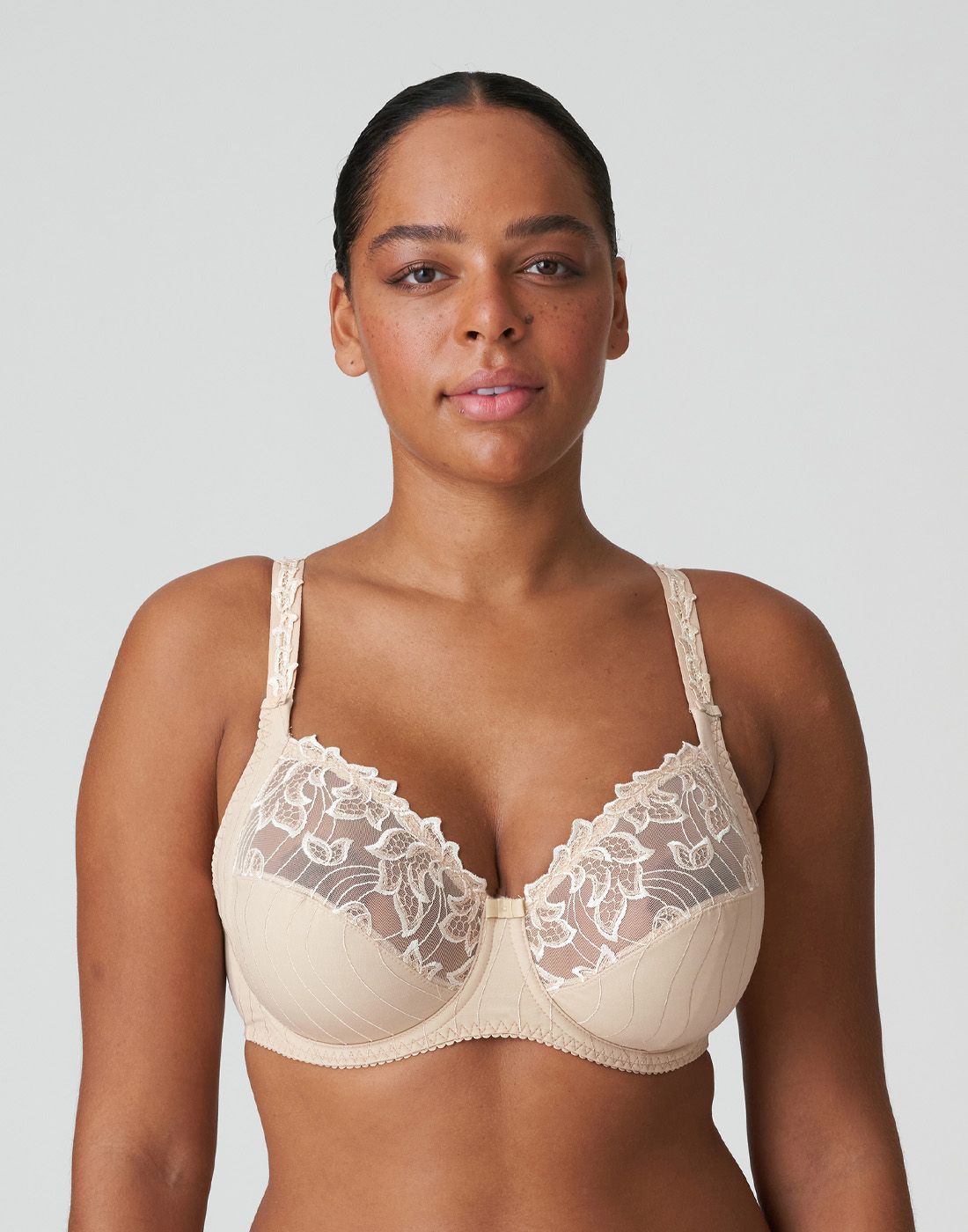 Caffe Latte Deauville Prima Donna mørk kvinne med beige blonde BH fra prima donna