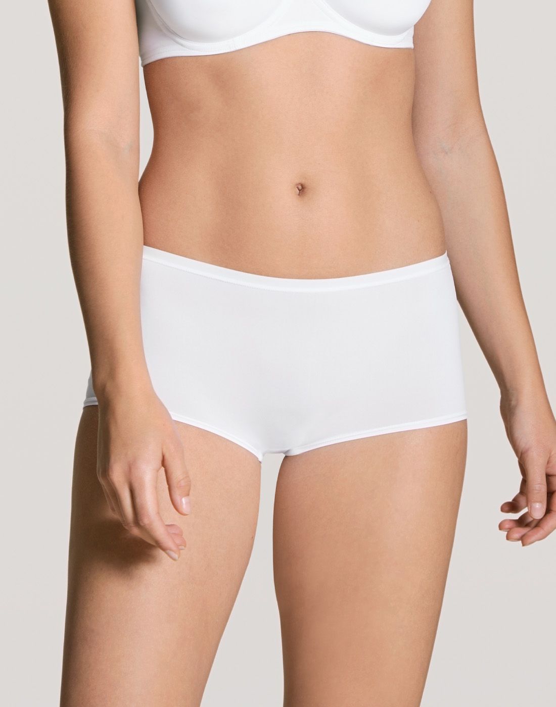 Eco sense hvit bokser1 jente i hvit bokser av bomull