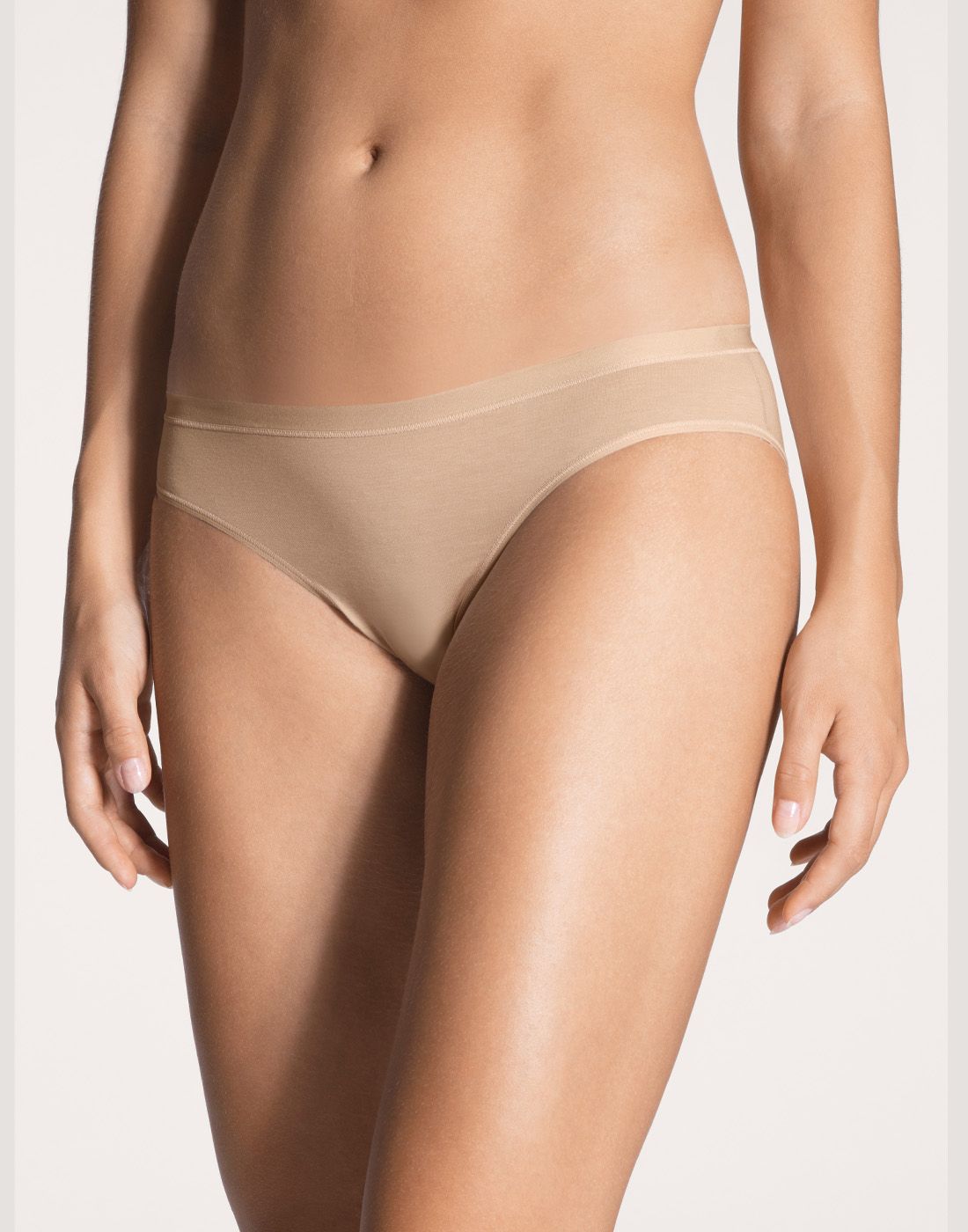 Natural Comfort Truse beige2 jente i beige truse av bomull