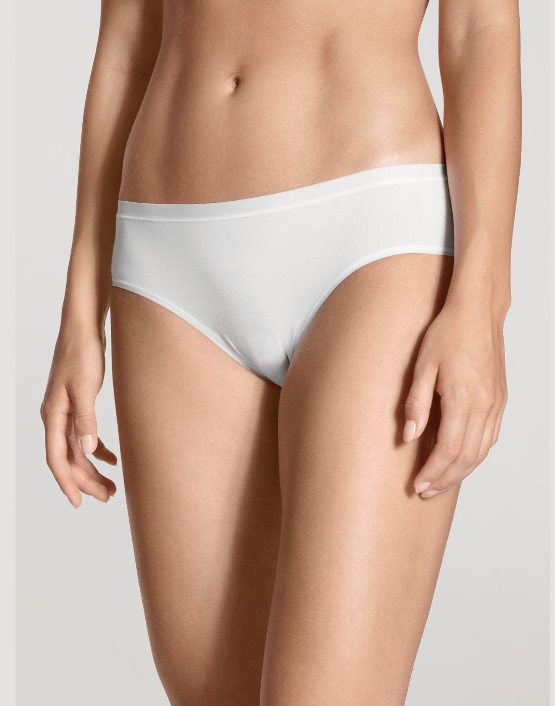 Natural comfort hvit truse calida2 jente i hvit bomull truse fra calida