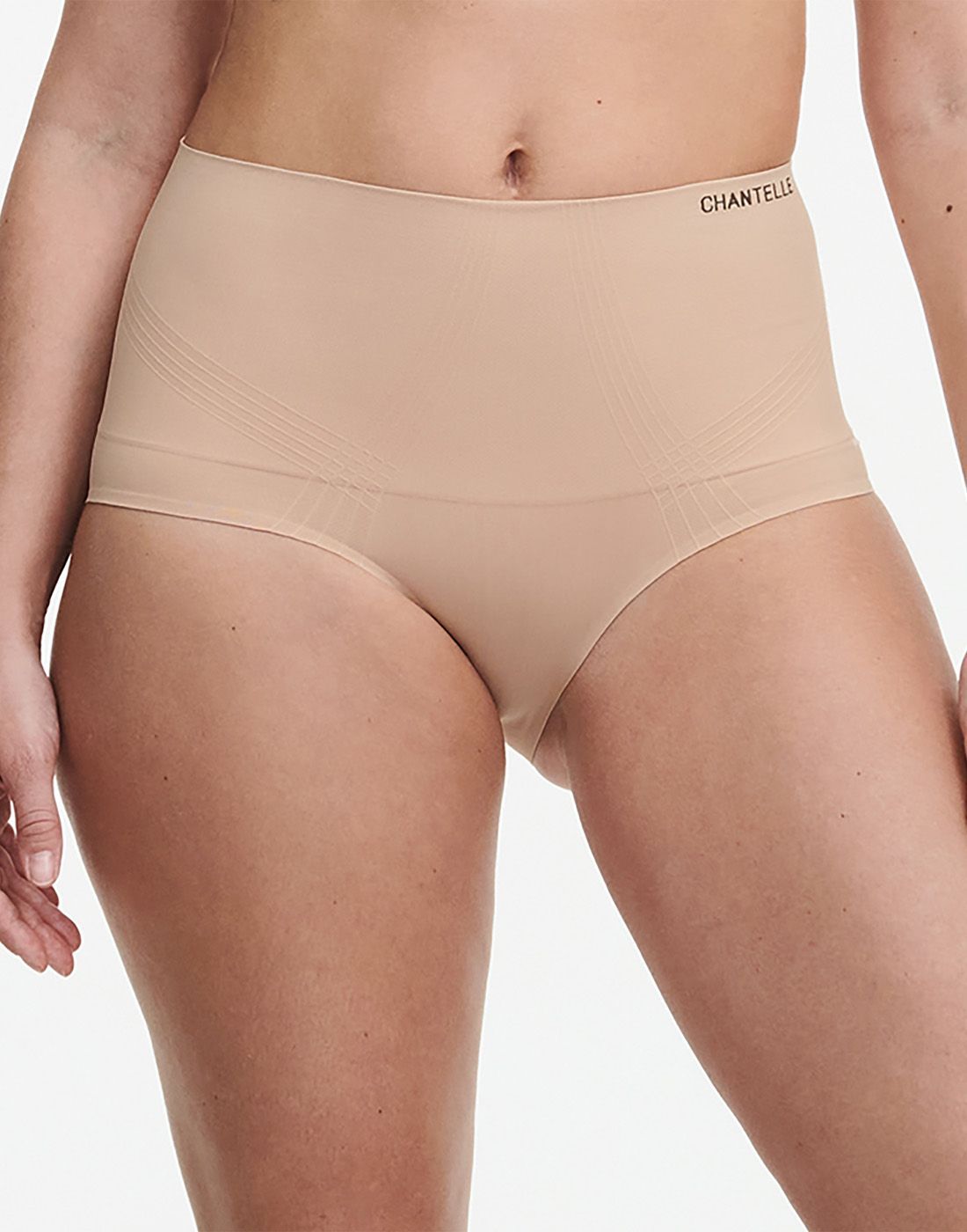 C10U70 hud 1 Chantelle hold in truse på underkropp