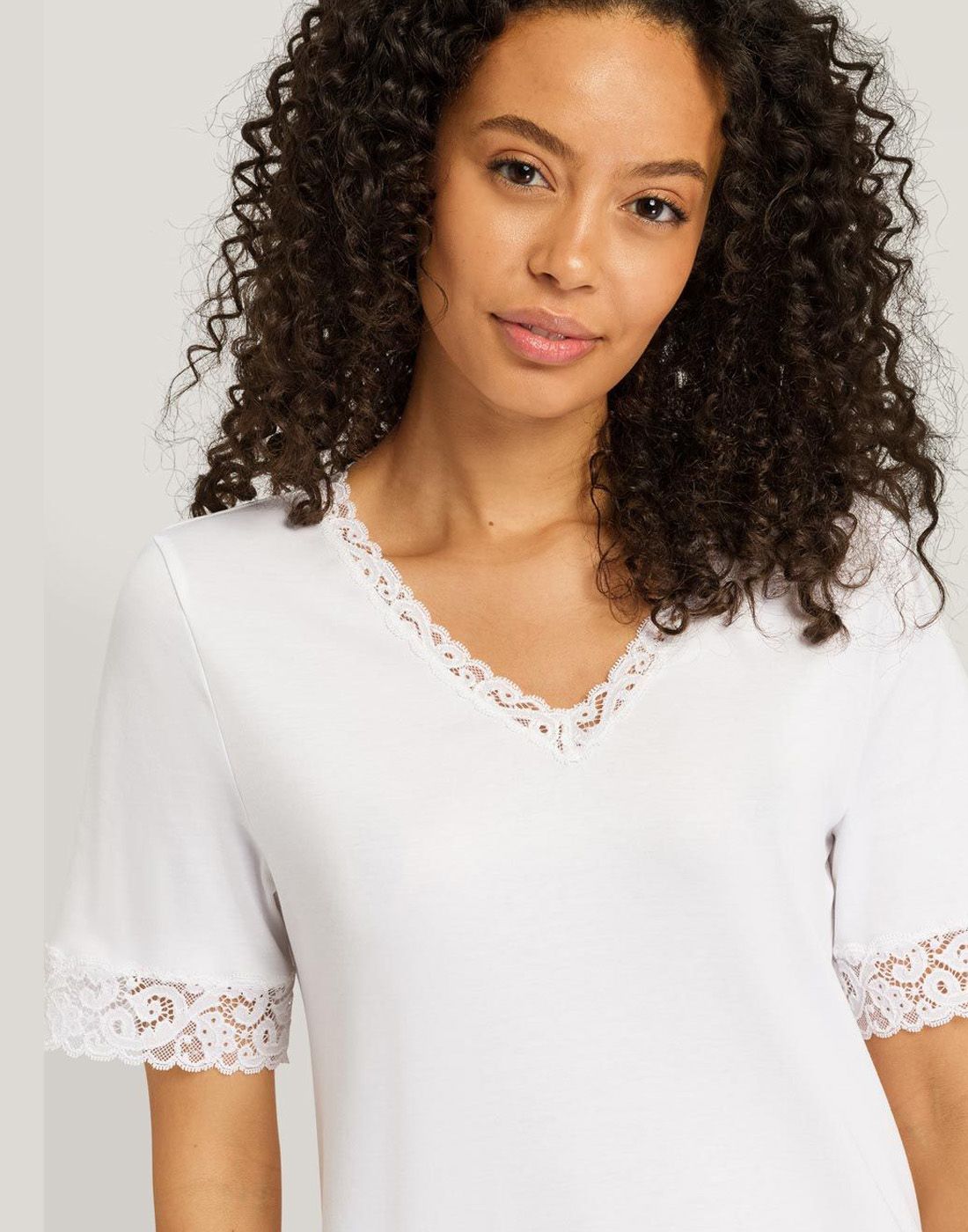 hanro nattkjole hvit bomull med blonder