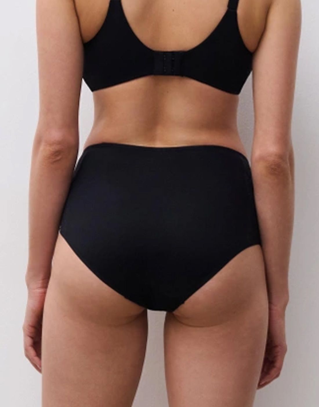 chantelle norah comfort høy truse svart