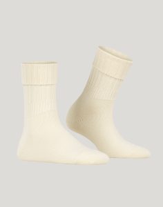 falke striggings ribbet ullsokk offwhite hvit