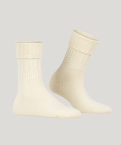 falke striggings ribbet ullsokk offwhite hvit