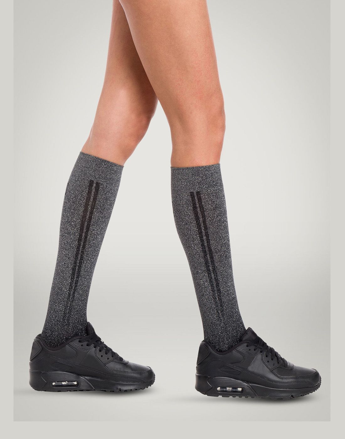 wolford shiny support knestrømper sølv wolford shiny support knestrømpe sølv black