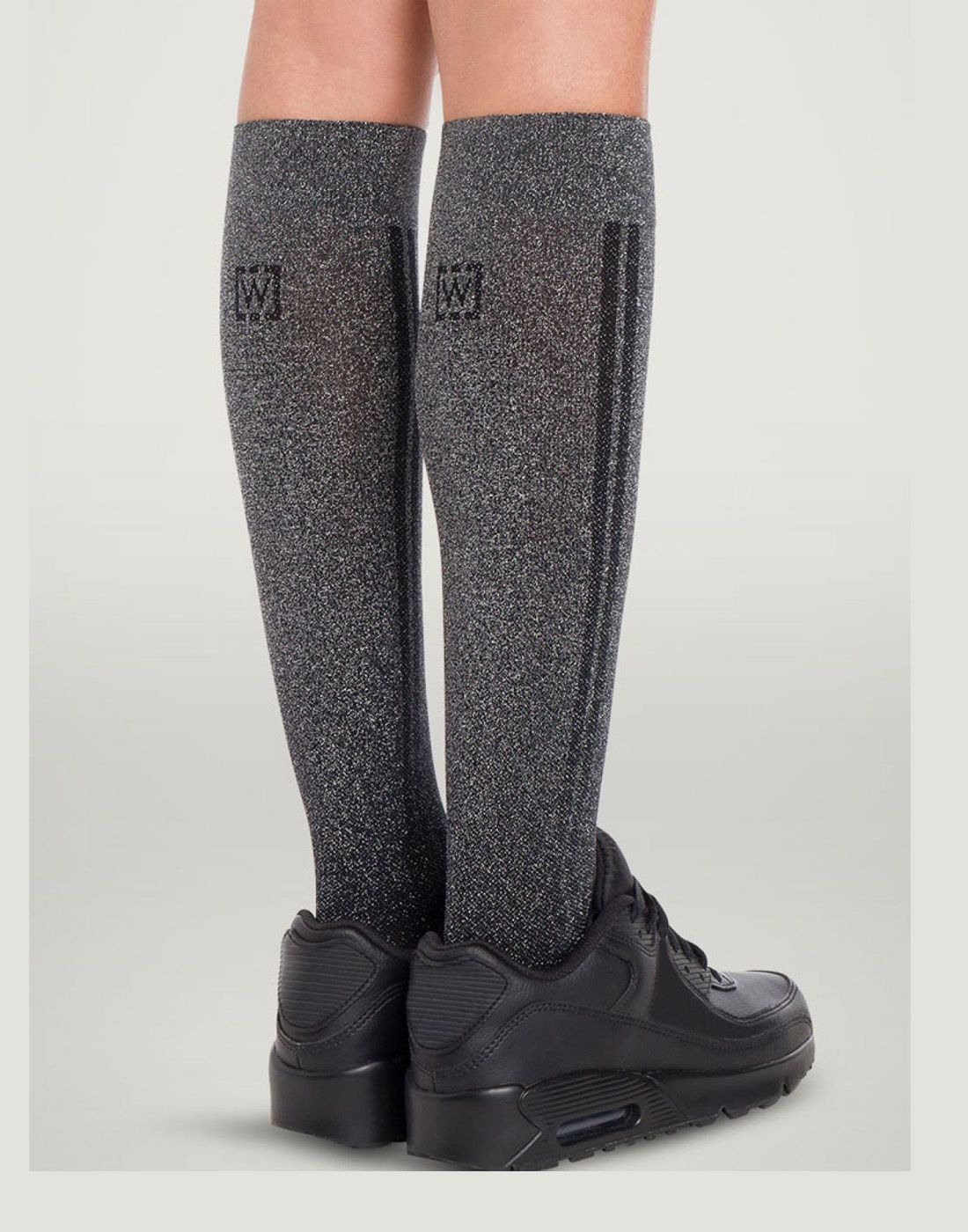 wolford shiny support knestrømper sølv2 wolford shiny support knestrømpe sølv black