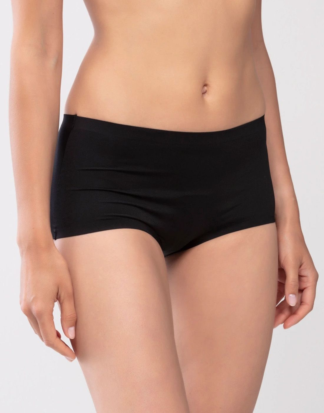 79003 sort 1 Sort sømløs truse på underkropp