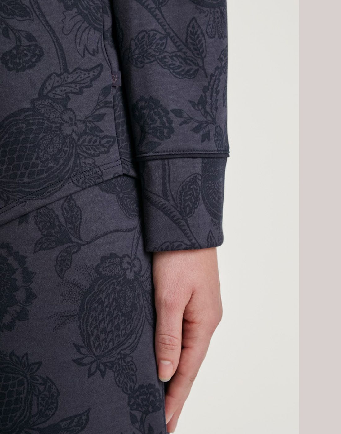 Calida winter dreams 43155 dark lapis blue arm