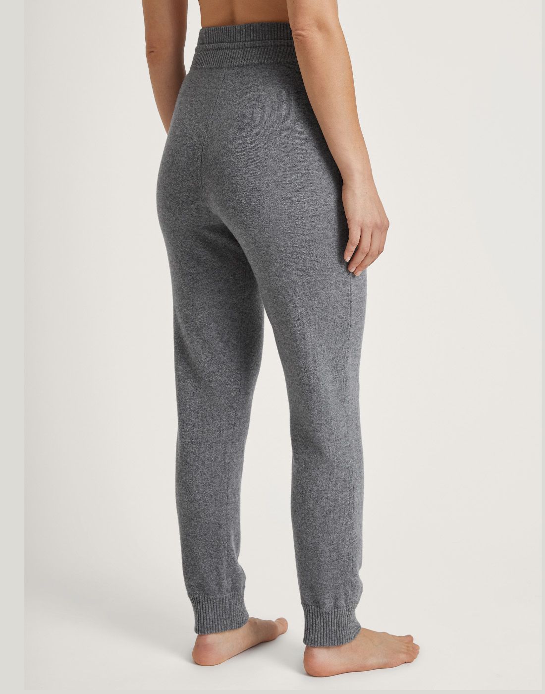 ullbukse i grå cosy collection3