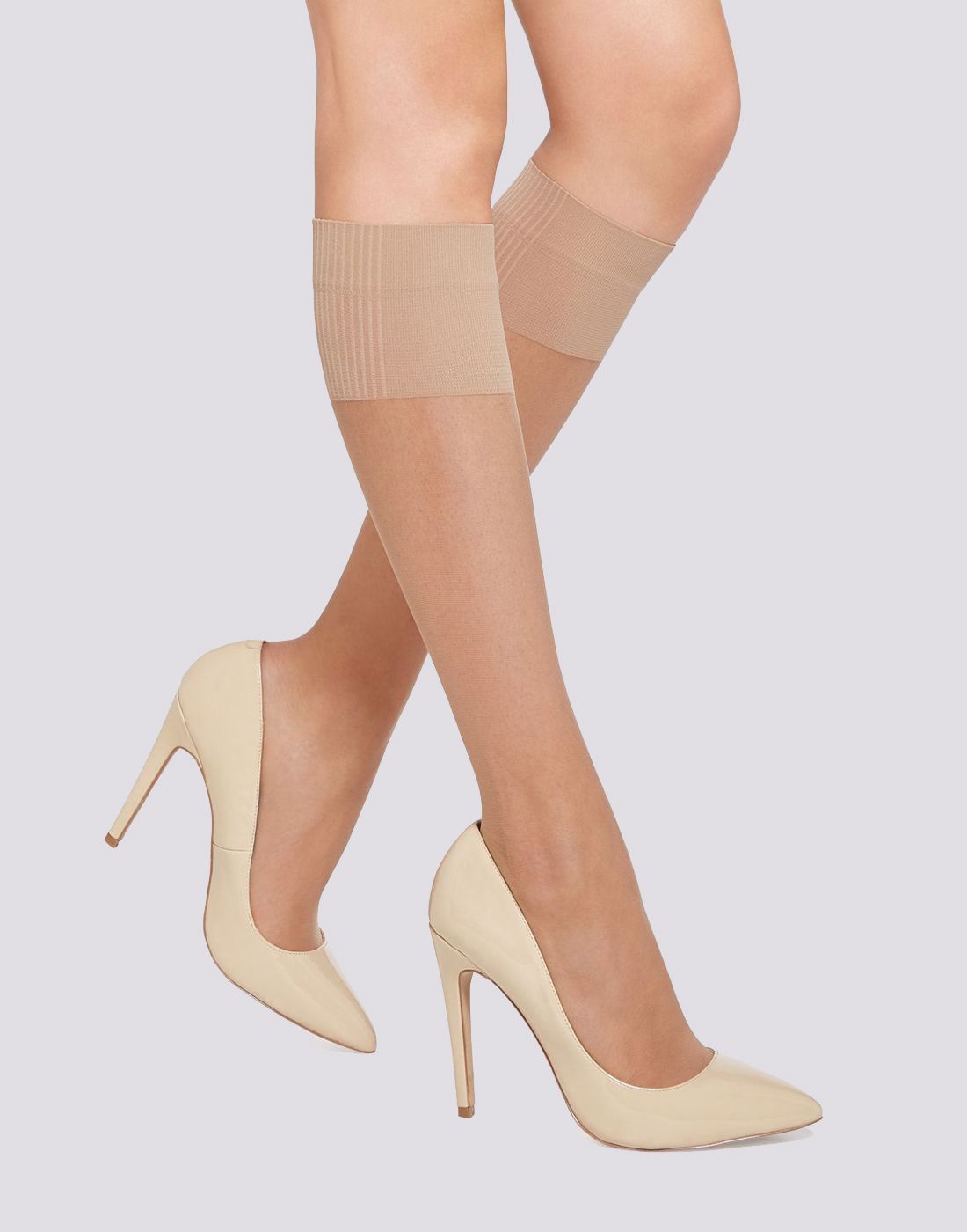 40 den knestrømpe Playa2 kvinne med høye heler og knestrømpe i beige