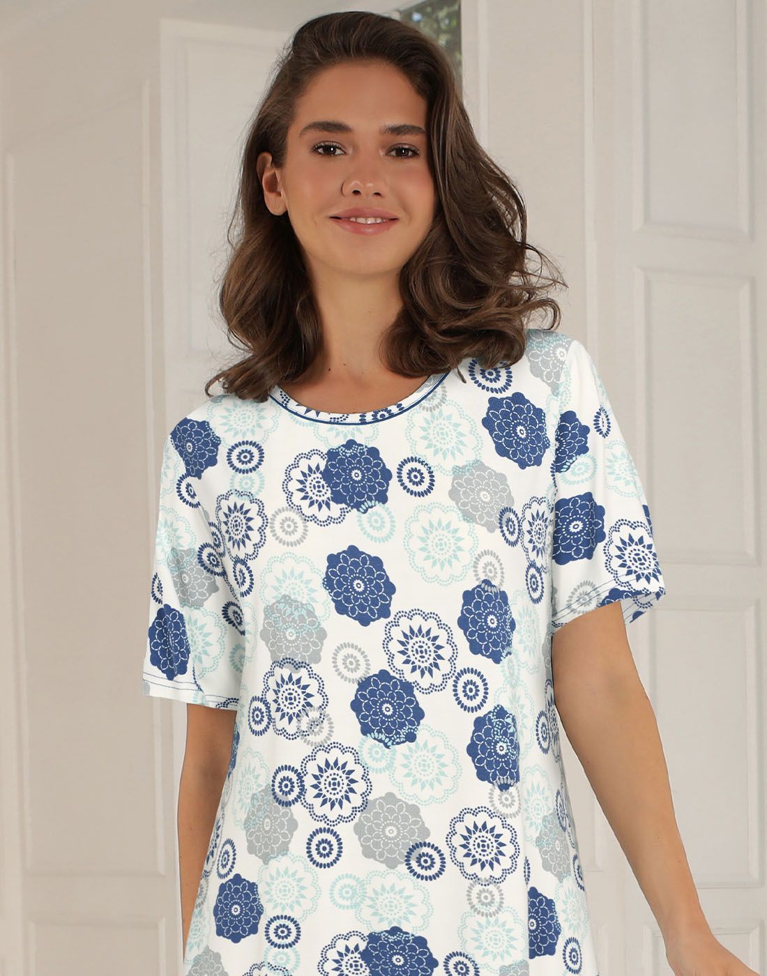 lady avenue bambus nattkjole med mønster i blått