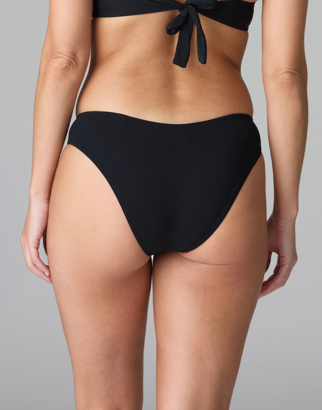 3600650-ZWA sarda bikinitruse svart1 bikinitruse sarda svart