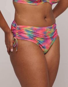 prima donna bikinitruse cairo sunset nile