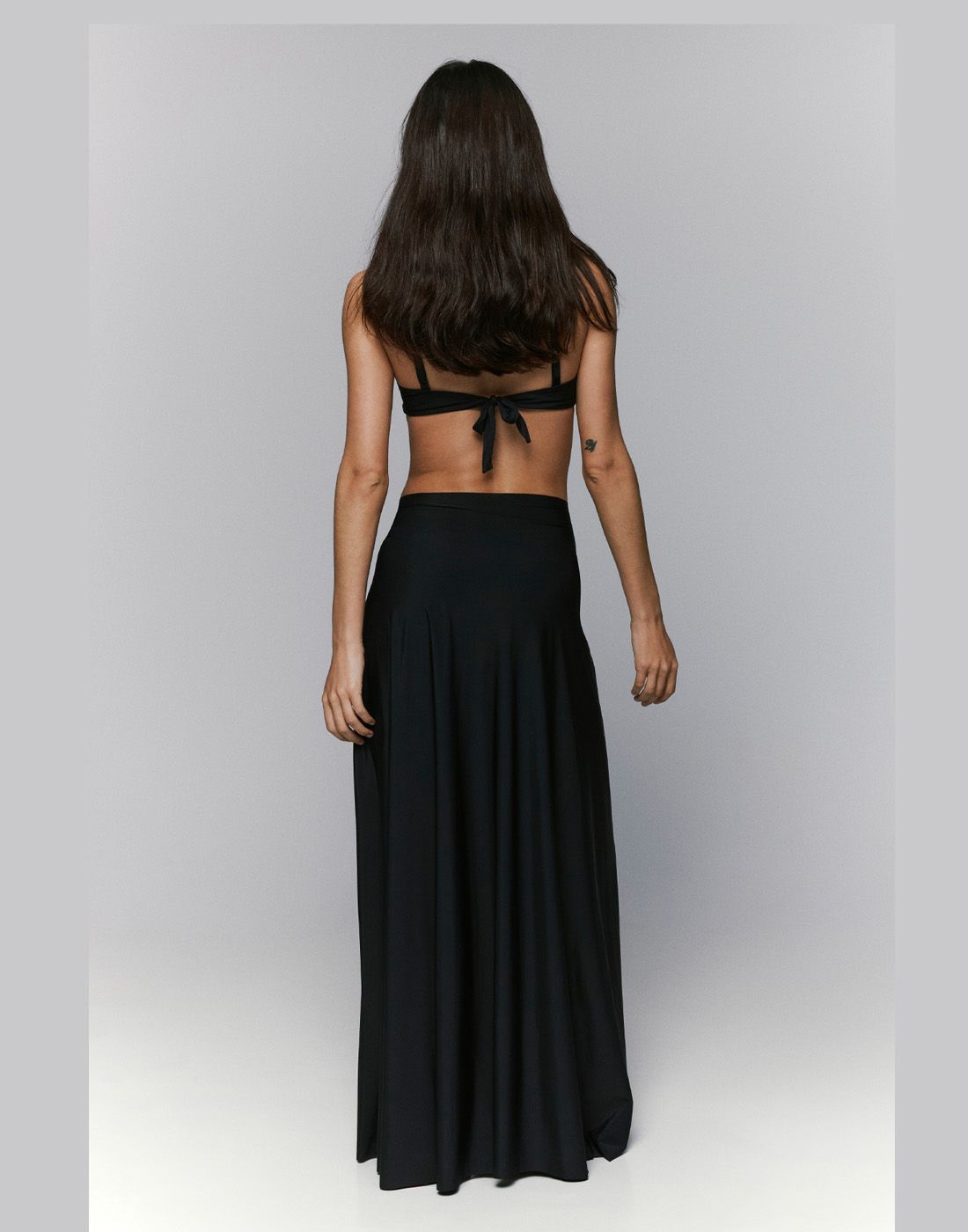 strandskjørt kjole svart sarda med splitt