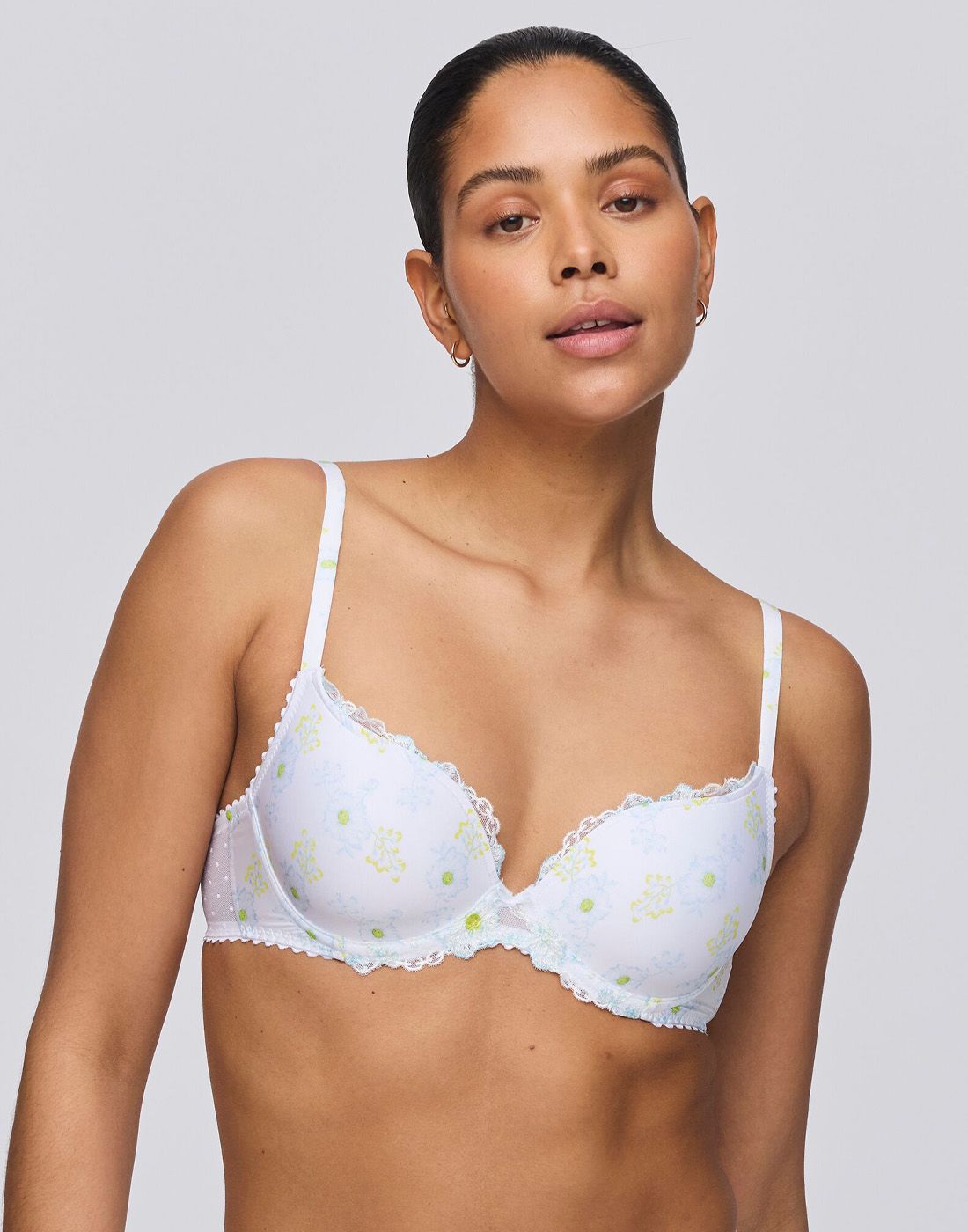 Marie jo chen 102686 bh front white yacht Marie jo chen 102686 white yacht