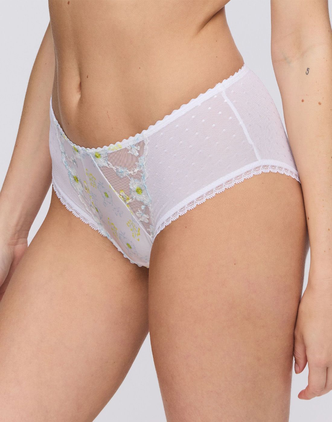 Marie jo chen white yacht 502683 hipster side