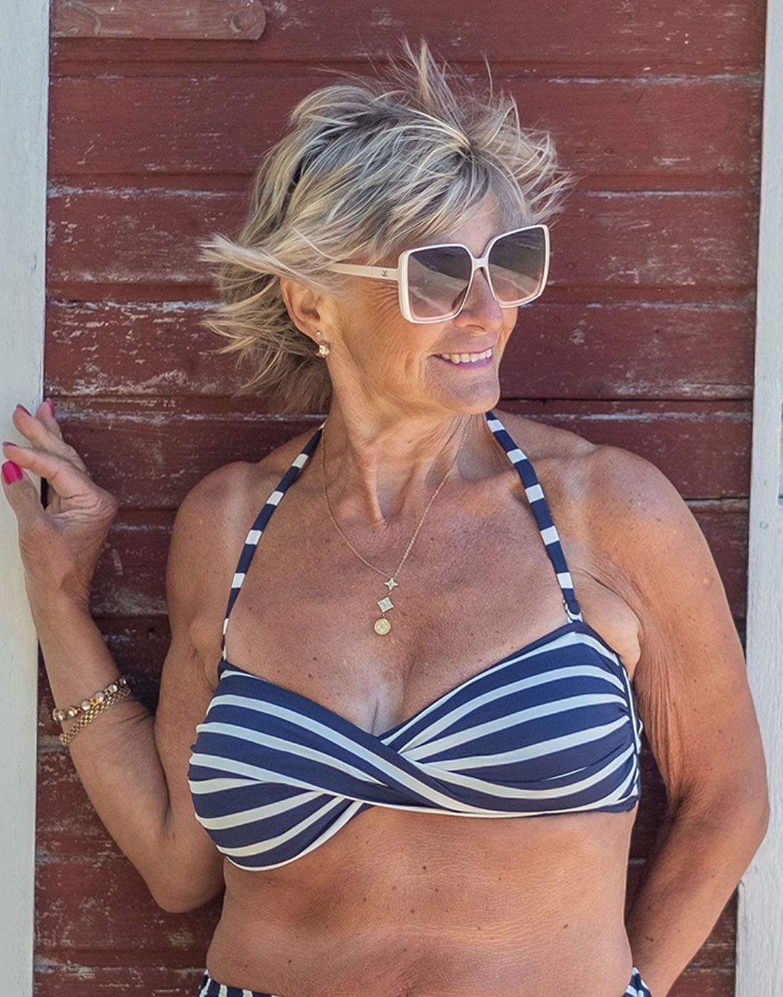 Saltabad Beatrice bikinioverdel clear water Salta bad beatrice bikinioverdel clear water