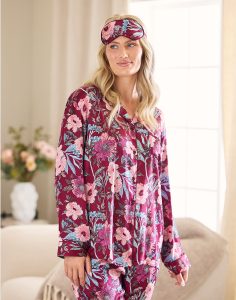 Damella pyjamas wine red