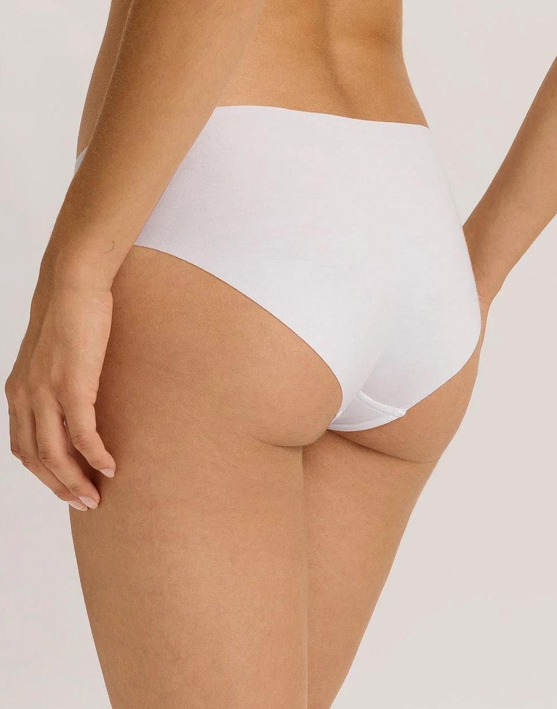 hanro invisible cotton midi truse hvit