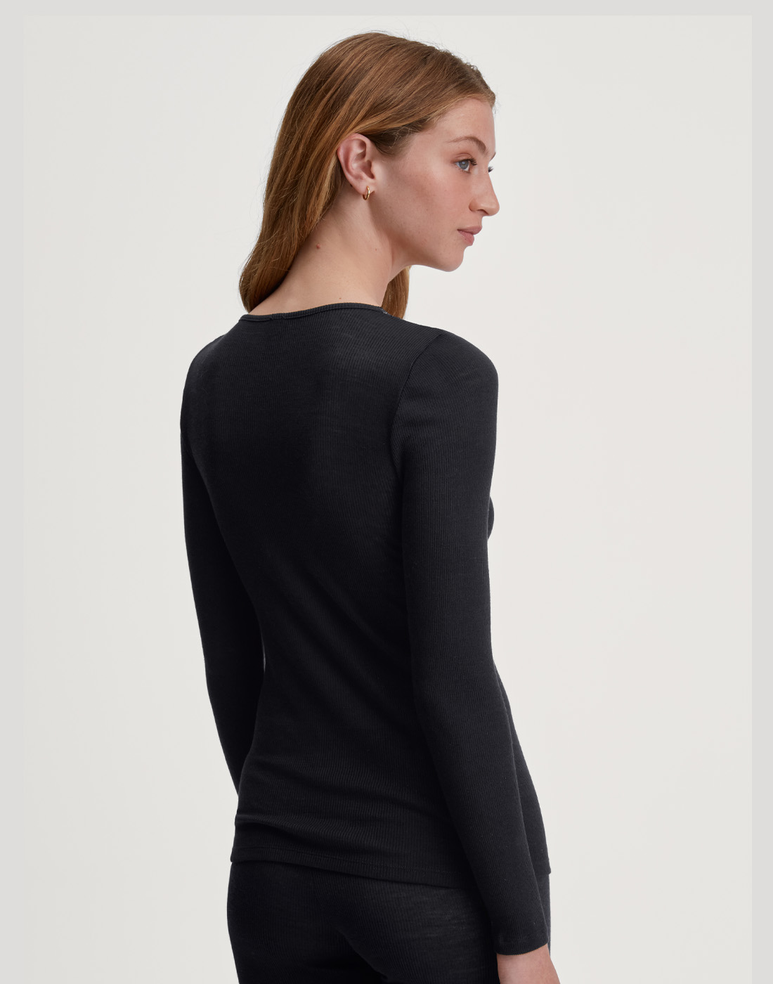 calida silky wool glam ullgenser svart