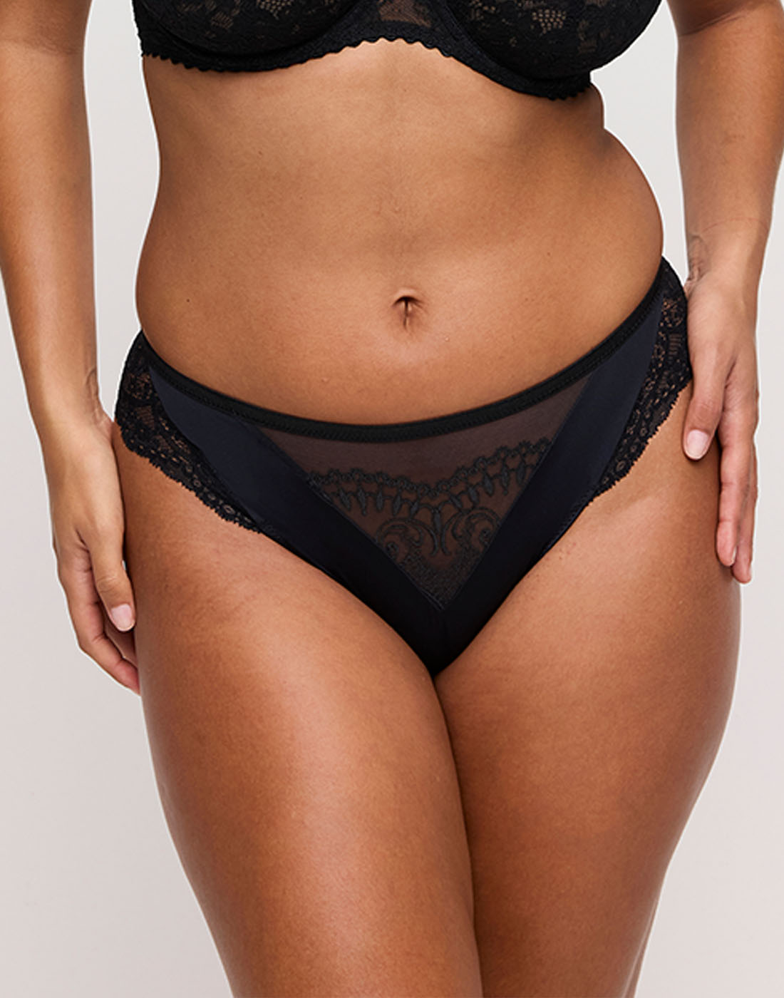 primadonna shimla string black