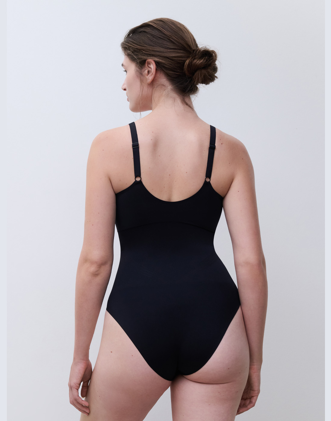 chantelle smooth comfort hold in body black