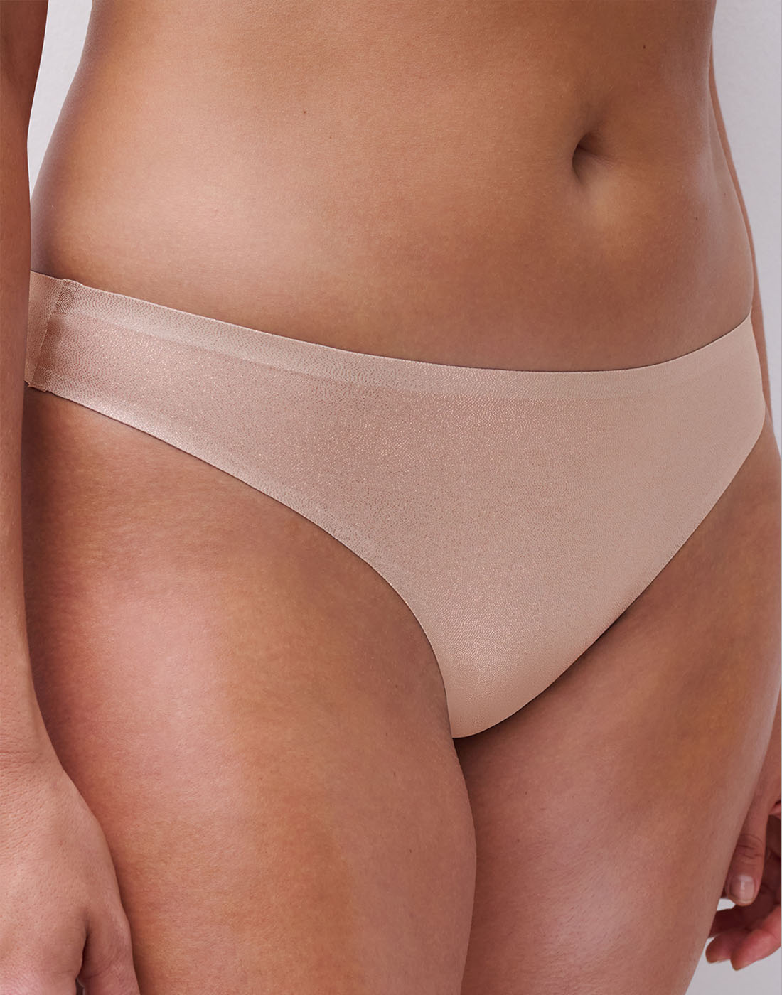 Chantelle soft stretch string golden glow